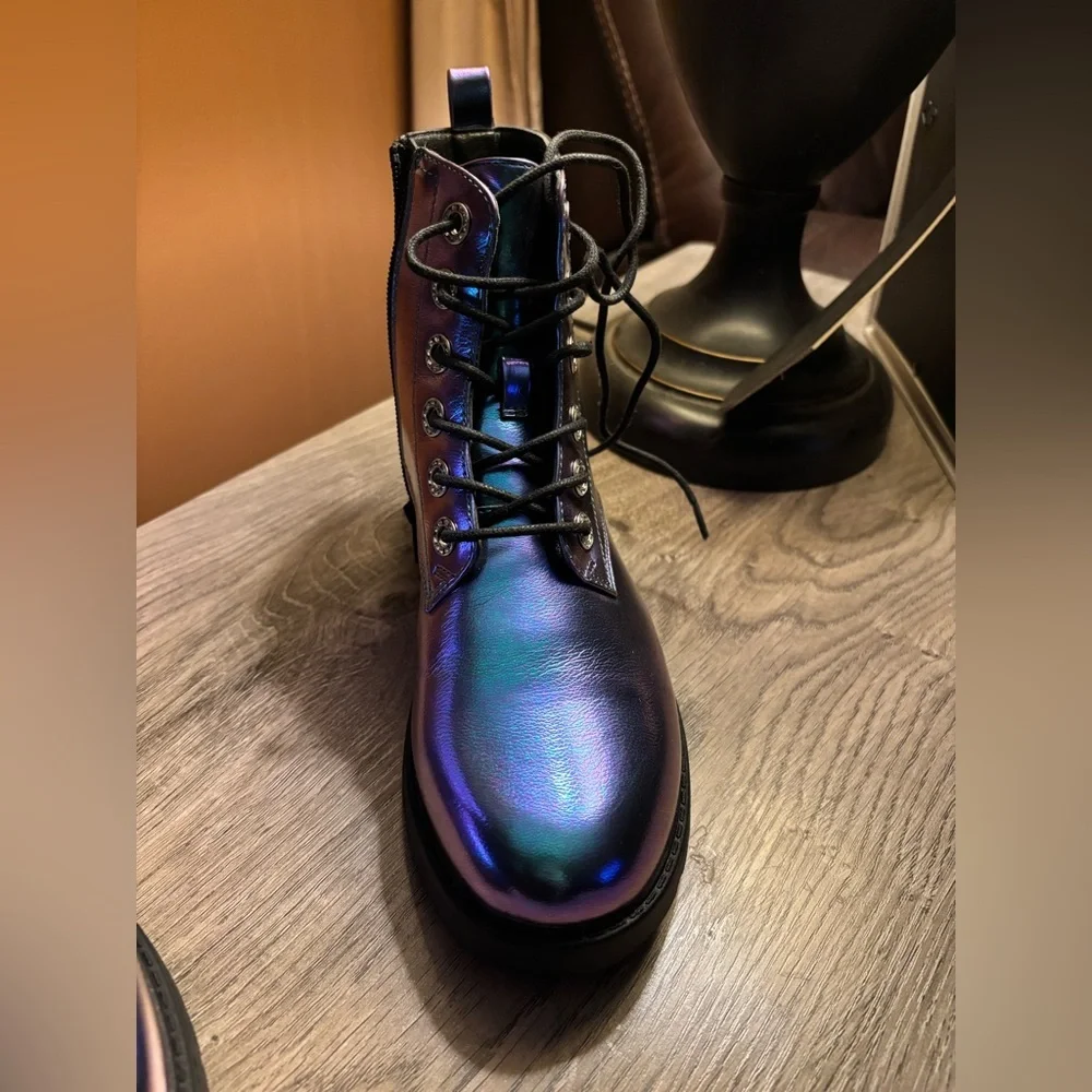 Girls Sonoma Goods for Life Shimmering Lace-Up Combat Boots size 5 NWT